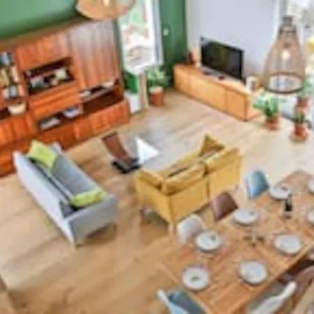 Sur - Maison Familiale