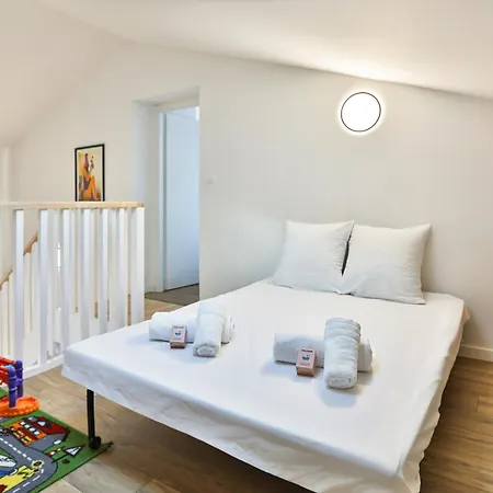 Hébergement de vacances La Bulle - Maison Classée 4 étoiles *
